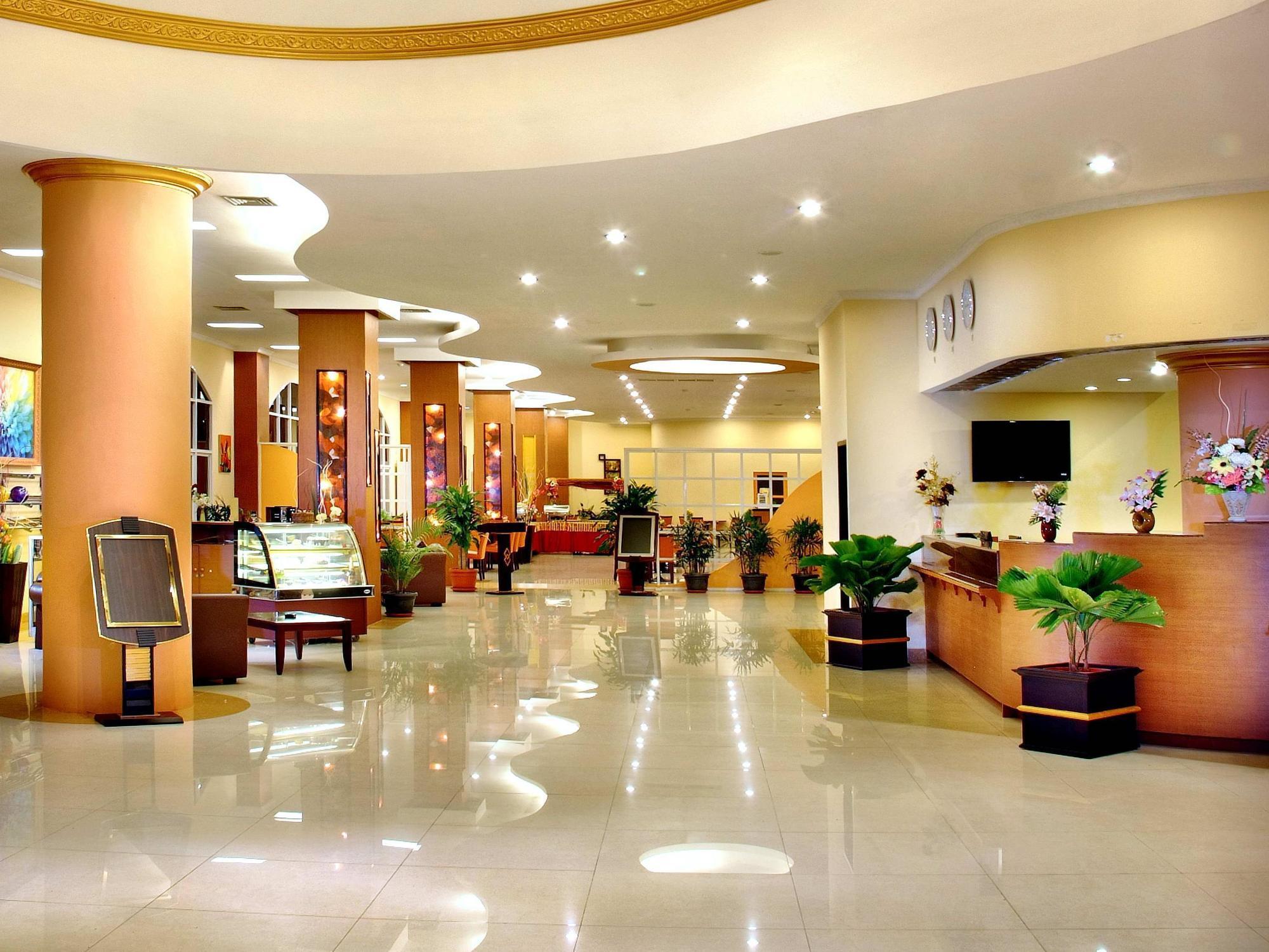 Aston Niu Manokwari Hotel & Conference Center Exteriér fotografie