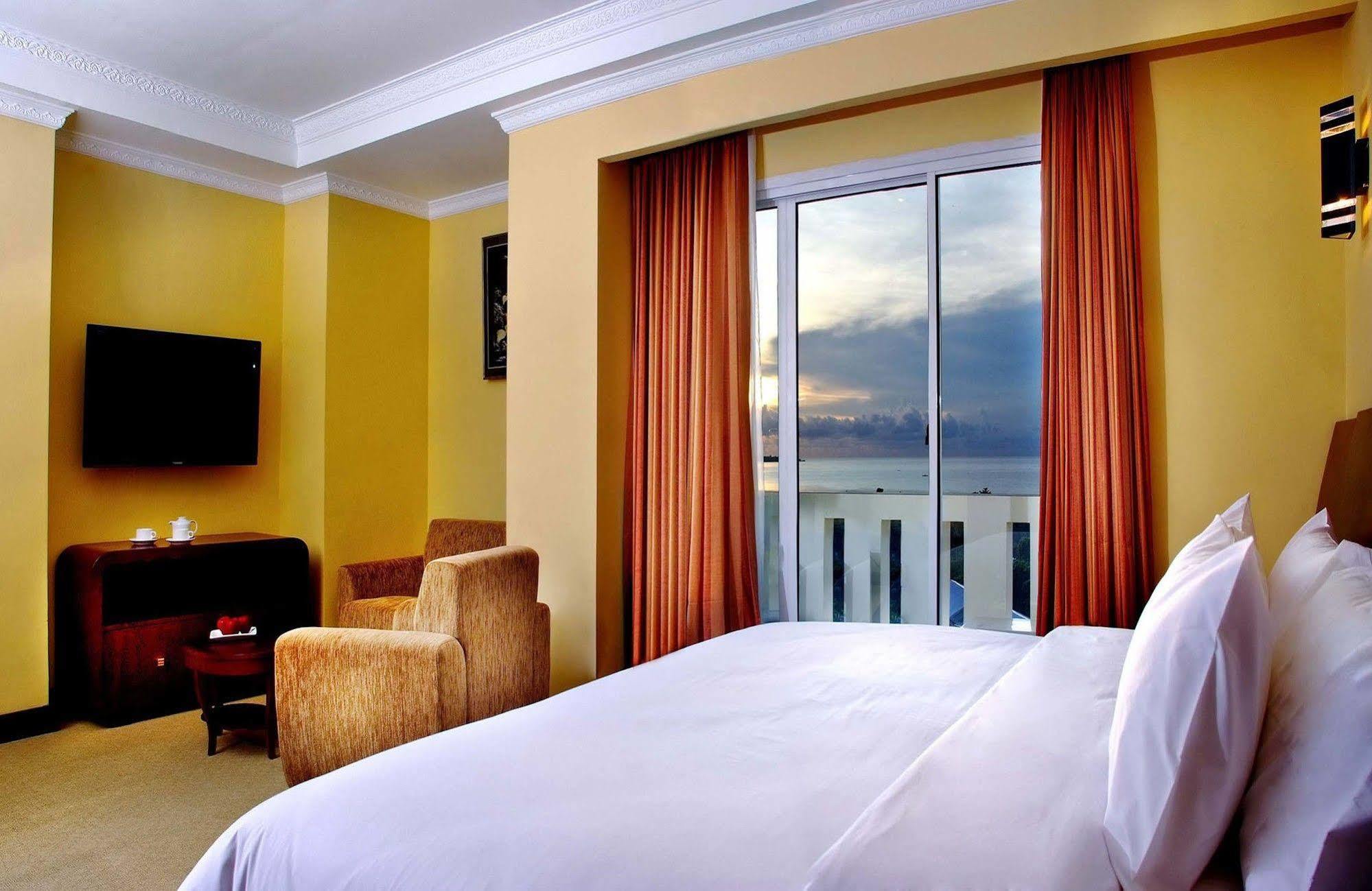 Aston Niu Manokwari Hotel & Conference Center Exteriér fotografie